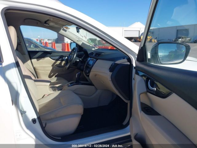 JN8AT2MTXJW460023 Nissan ROGUE SV