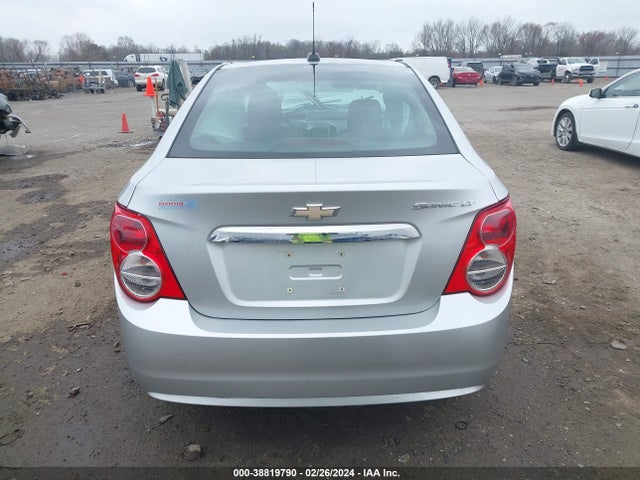 Chevrolet SONIC LT 2015 1G1JC5SH9F4153871 Image 16