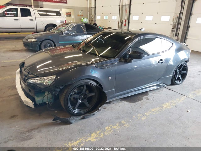 Toyota 86 2019 JF1ZNAA18K9700505 Image 2