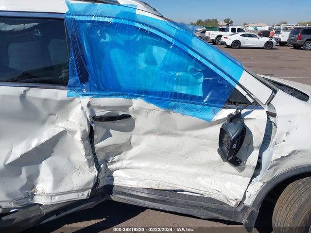 Nissan ROGUE SV 2018 JN8AT2MT4JW451897 Image 5