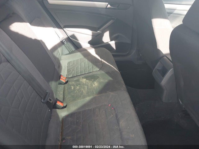1VWAA7A30LC001653 Volkswagen Passat 2.0t S