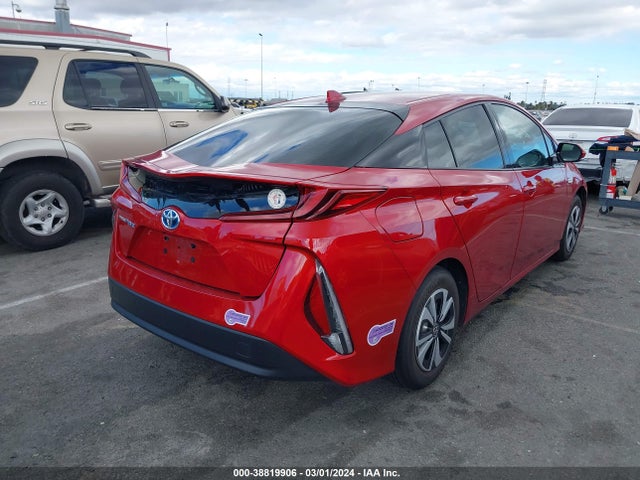 Toyota Prius Prime Plus 2018 JTDKARFP1J3100140 Image 4