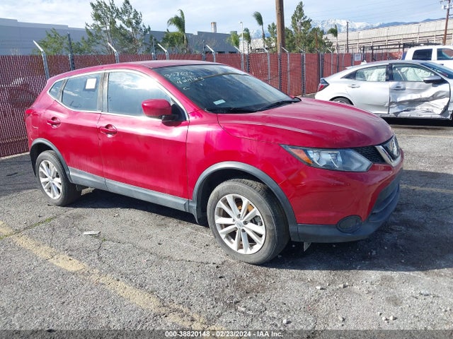 Nissan Rogue Sport S 2018 JN1BJ1CP2JW183603 zdjęcie główne