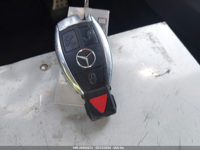 WDDUG8CB9FA097085 Mercedes-Benz S 550