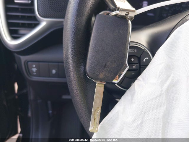 KIA SOUL LX 2020 KNDJ23AU0L7123455 Image 11