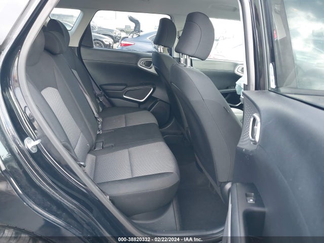 KIA SOUL LX 2020 KNDJ23AU0L7123455 Image 8