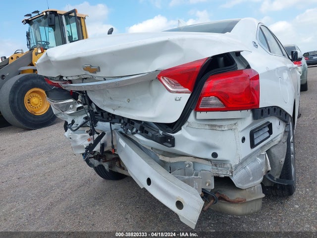 Chevrolet IMPALA 1LT 2018 2G1105S30J9118106 Image 18