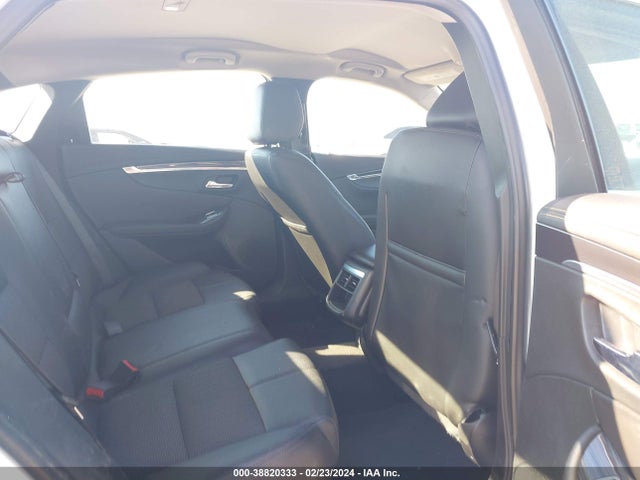 Chevrolet IMPALA 1LT 2018 2G1105S30J9118106 Image 8