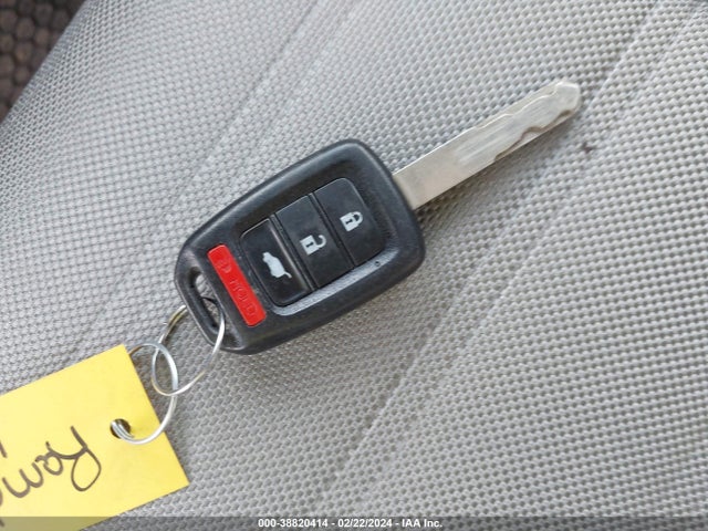 Honda CR-V LX 2018 2HKRW6H31JH204740 Image 11