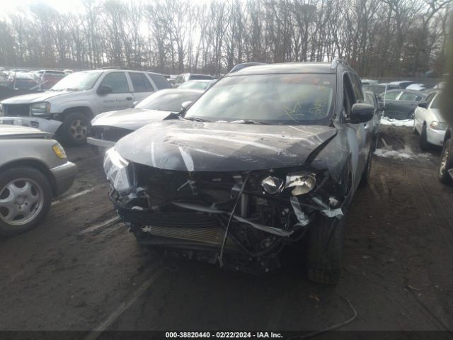 5N1AT2MV6JC815263 Nissan ROGUE SV