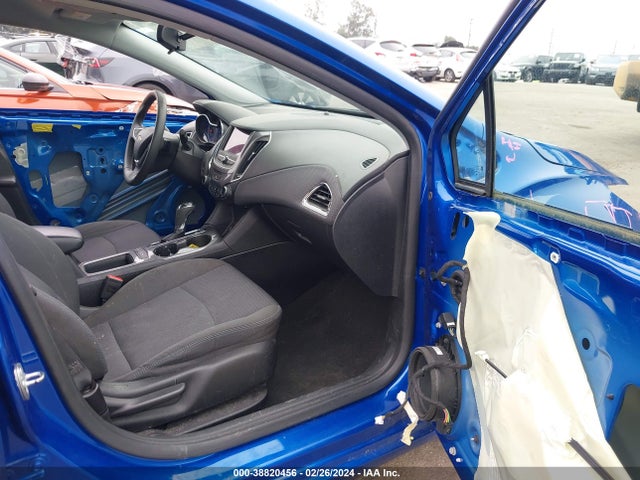 Chevrolet CRUZE LT 2019 1G1BE5SM6K7121920 Image 5