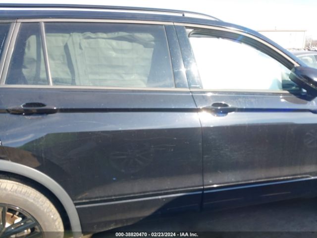 3VV8B7AX7NM003971 Volkswagen Tiguan 2.0t Se R-line Black
