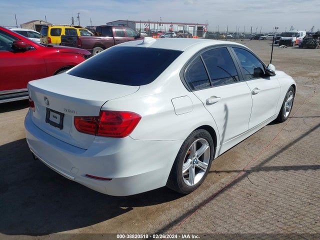 BMW 328I 2014 WBA3C1C59EK110474 Image 4