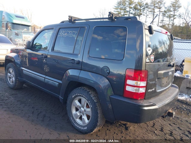 38820519 :رقم المزاد ، 1J4PN2GK4AW128012 vin ، 2010 Jeep Liberty Sport مزاد بيع