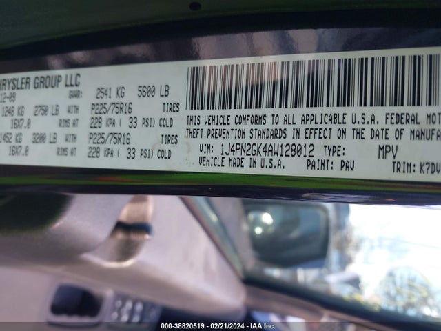 38820519 :رقم المزاد ، 1J4PN2GK4AW128012 vin ، 2010 Jeep Liberty Sport مزاد بيع