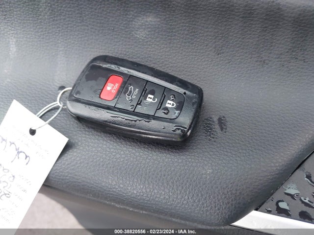 Toyota Rav4 Xle 2022 2T3P1RFV3NC307220 Image 11