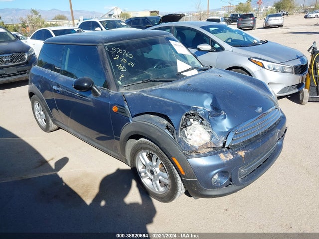 2011 MINI COOPER WMWSU3C50BT252898 Photo 0