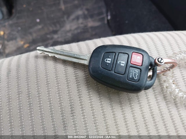 Toyota Rav4 Xle 2015 2T3RFREV0FW362199 Image 11