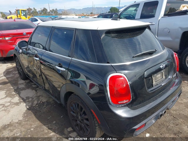 2015 MINI HARDTOP WMWXU3C51F2B58713 Photo 2