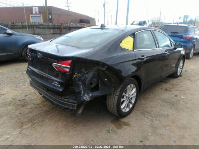3FA6P0MUXKR130718 Ford Fusion Hybrid Sel