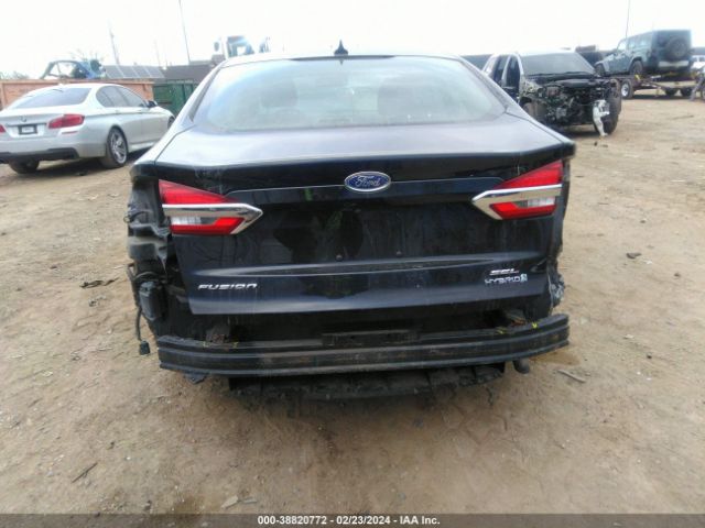 3FA6P0MUXKR130718 Ford Fusion Hybrid Sel