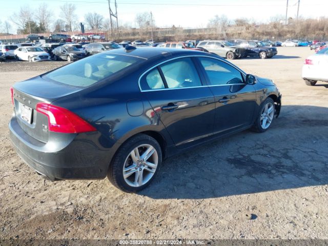 YV1612TKXF1335344 Volvo S60 T5 Premier