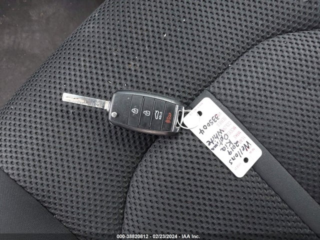 KIA Optima Lx 2019 5XXGT4L39KG335004 Image 11
