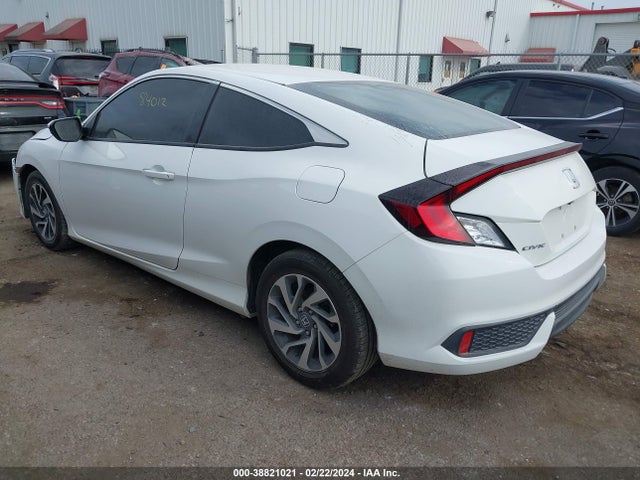 Honda Civic Lx 2018 2HGFC4B53JH304620 Image 3