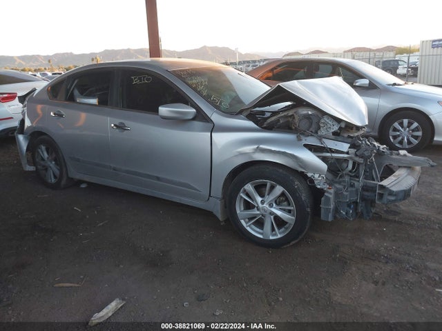 Nissan Altima 2.5 Sv 2015 1N4AL3AP4FC112726 головне зображення