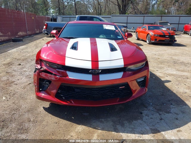 Chevrolet CAMARO 2SS 2018 1G1FH1R70J0108881 Image 12