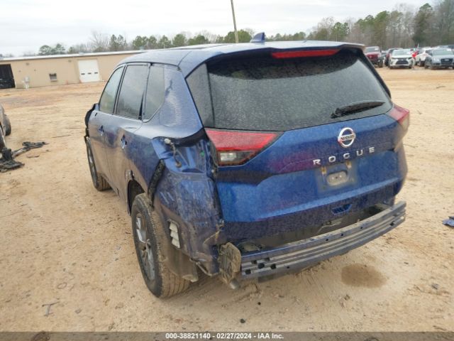 5N1AT3AA7MC694397 Nissan Rogue S Fwd