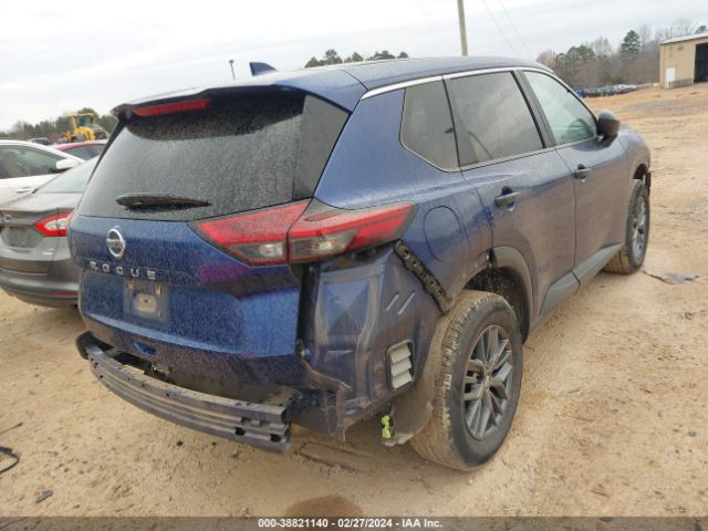 5N1AT3AA7MC694397 Nissan Rogue S Fwd
