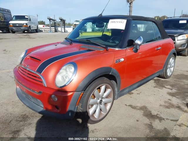 2006 MINI COOPER S WMWRH33576TK57430 Photo 1