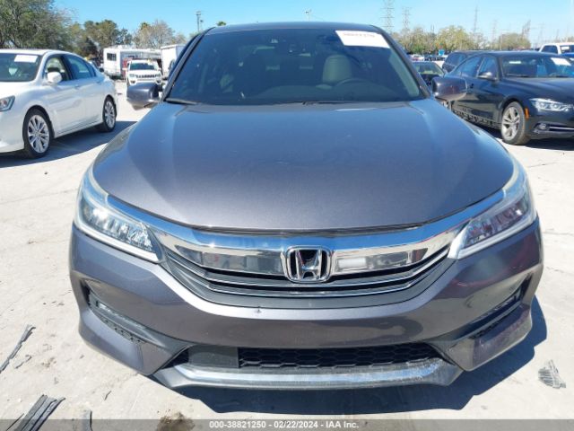 1HGCR3F99HA020149 Honda Accord Touring V6