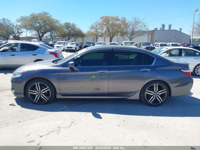 1HGCR3F99HA020149 Honda Accord Touring V6