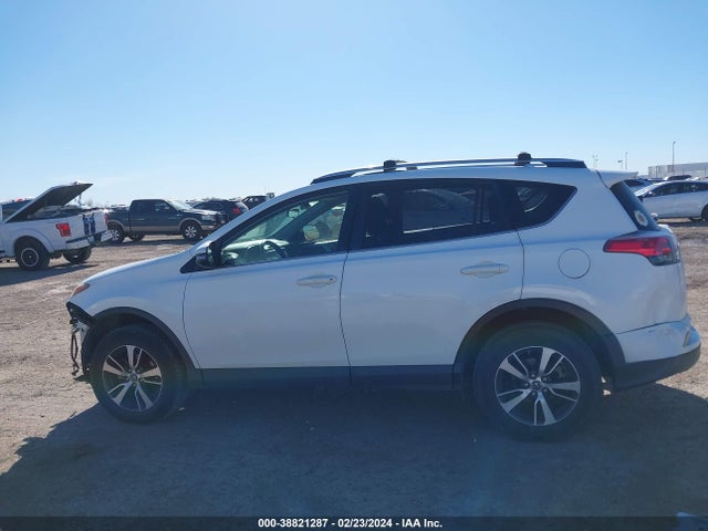 Toyota Rav4 Xle 2016 JTMWFREV2GJ079953 Image 15