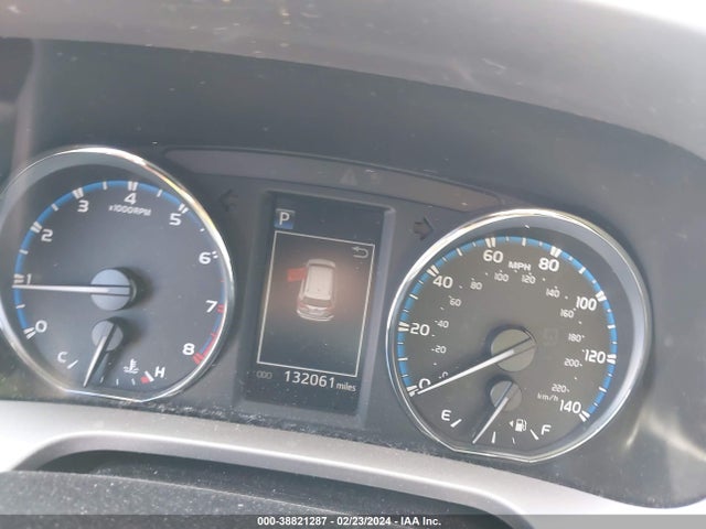 Toyota Rav4 Xle 2016 JTMWFREV2GJ079953 Image 16