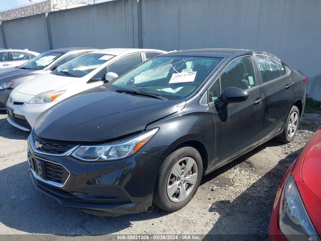 Chevrolet Cruze Ls Auto 2018 1G1BC5SM8J7163476 Image 2