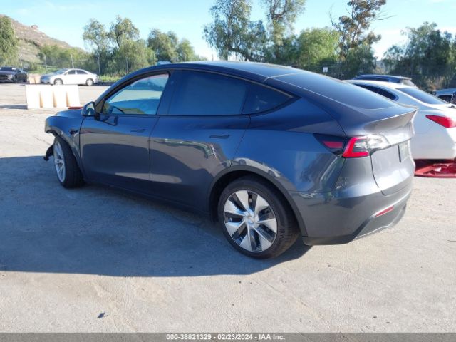 7SAYGDEE8PF805365 Tesla Model Y