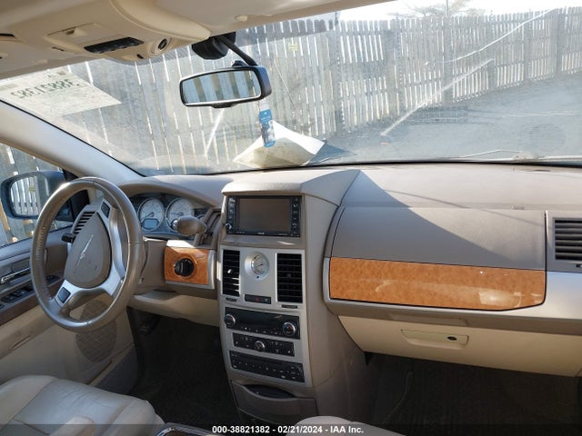 2009 CHRYSLER TOWN & COUNTRY LIMITED VIN: 2A8HR64X09R581126
