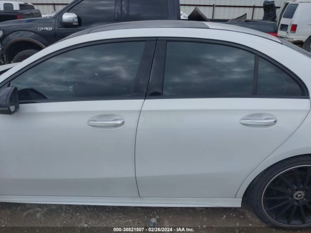W1K3G4EB8LW047651 Mercedes-Benz A 220