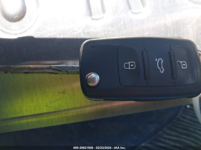 3VWD17AJ4EM361764 Volkswagen Jetta 1.8t Se