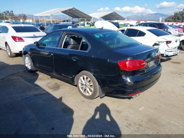 3VWD17AJ4EM361764 Volkswagen Jetta 1.8t Se