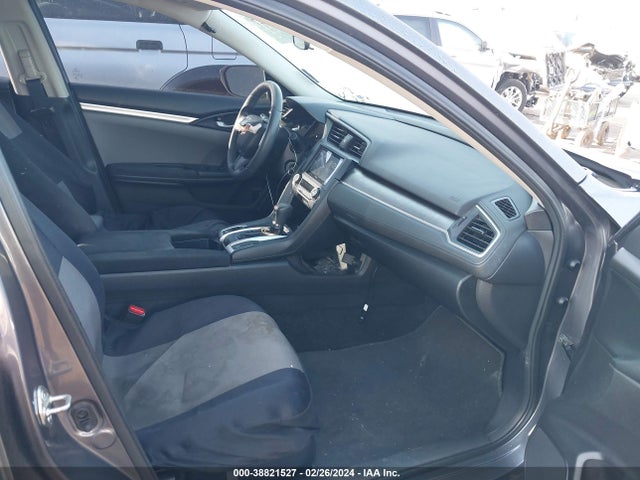 Honda Civic Lx 2018 19XFC2F55JE030314 Image 5