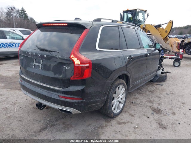 YV4A22PK8H1128510 Volvo Xc90 T6 Momentum