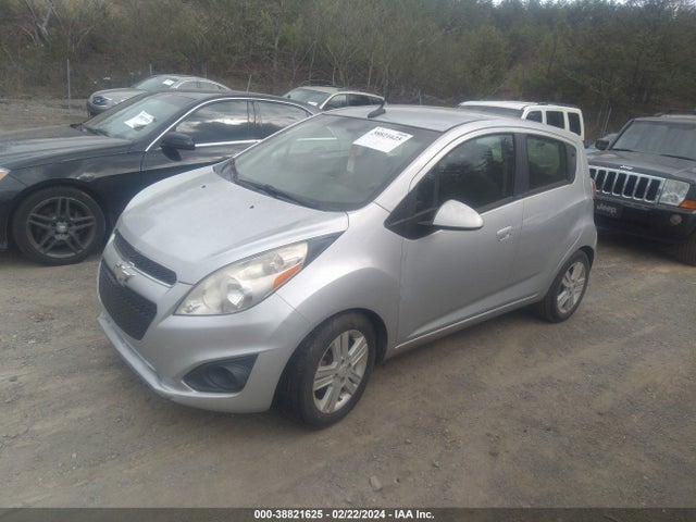 Chevrolet Spark 1lt Auto 2014 KL8CD6S99EC426736 Image 2