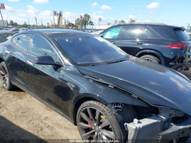 5YJSA1H15EFP45134 Tesla Model S P85