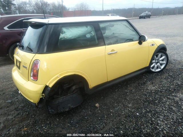 2003 MINI COOPER S WMWRE33483TD71385 Photo 3