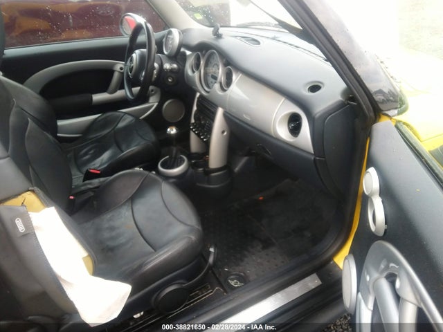 2003 MINI COOPER S WMWRE33483TD71385 Photo 4