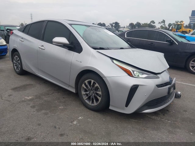Toyota PRIUS XLE 2019 JTDKARFU3K3075328 Image 1